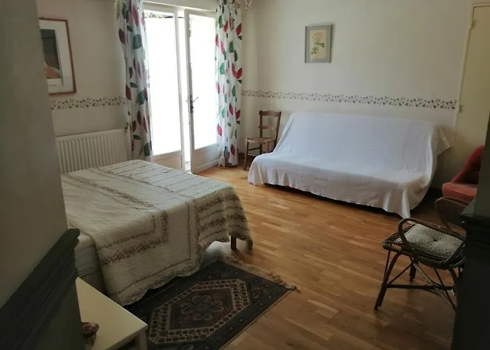 Spacieuse Maison De Village Climatisee Avec Jardin Patio * Bessan
